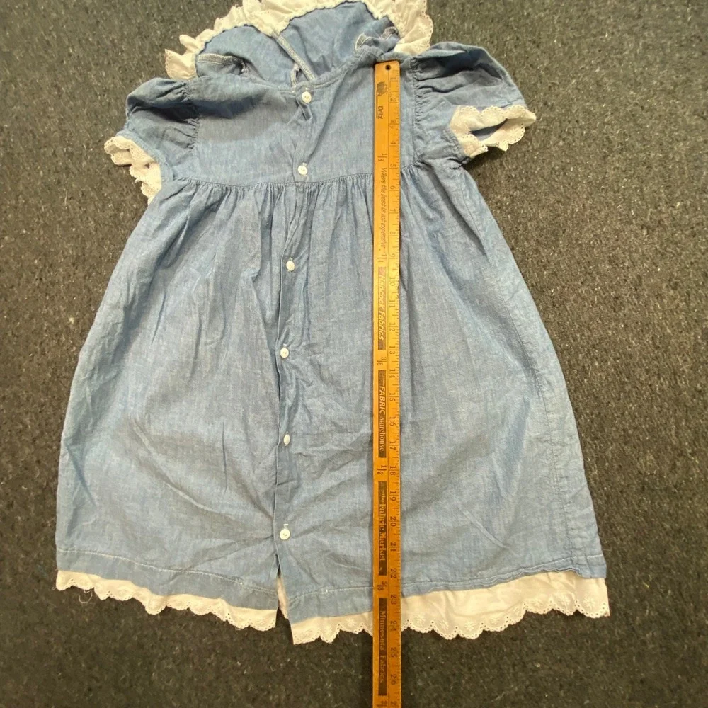 OshKosh Dress Sz 6 Girls Blue Boho 90s Eyelet Lace Trim Chambray Made in USA